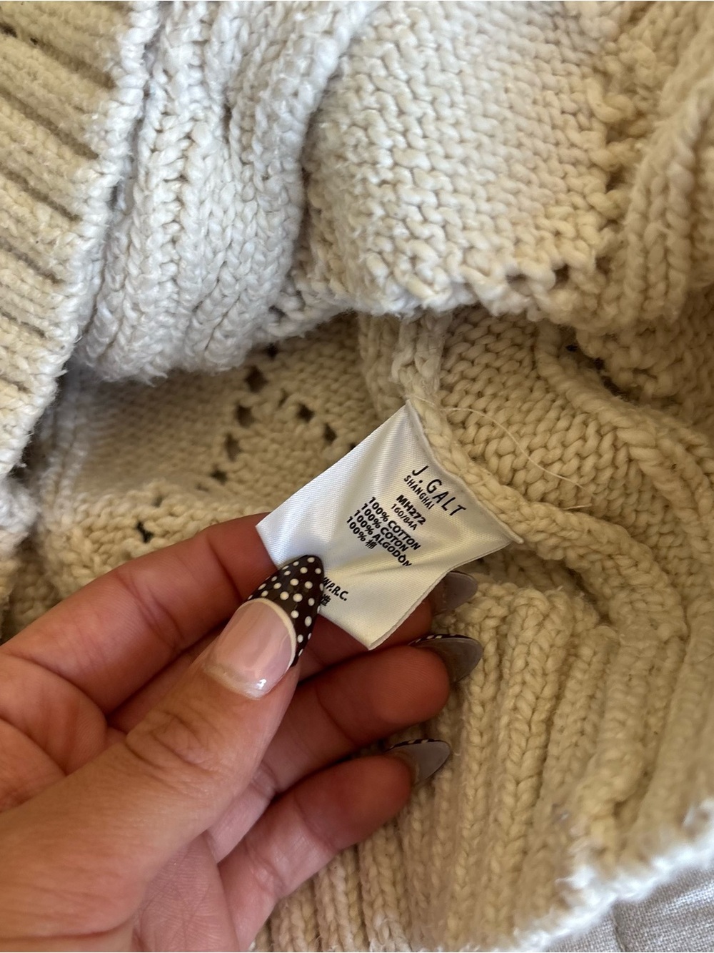 Brandy Melville Cream Cable Cropped  Knit Button-Front Cardigan - Picture 4 of 4